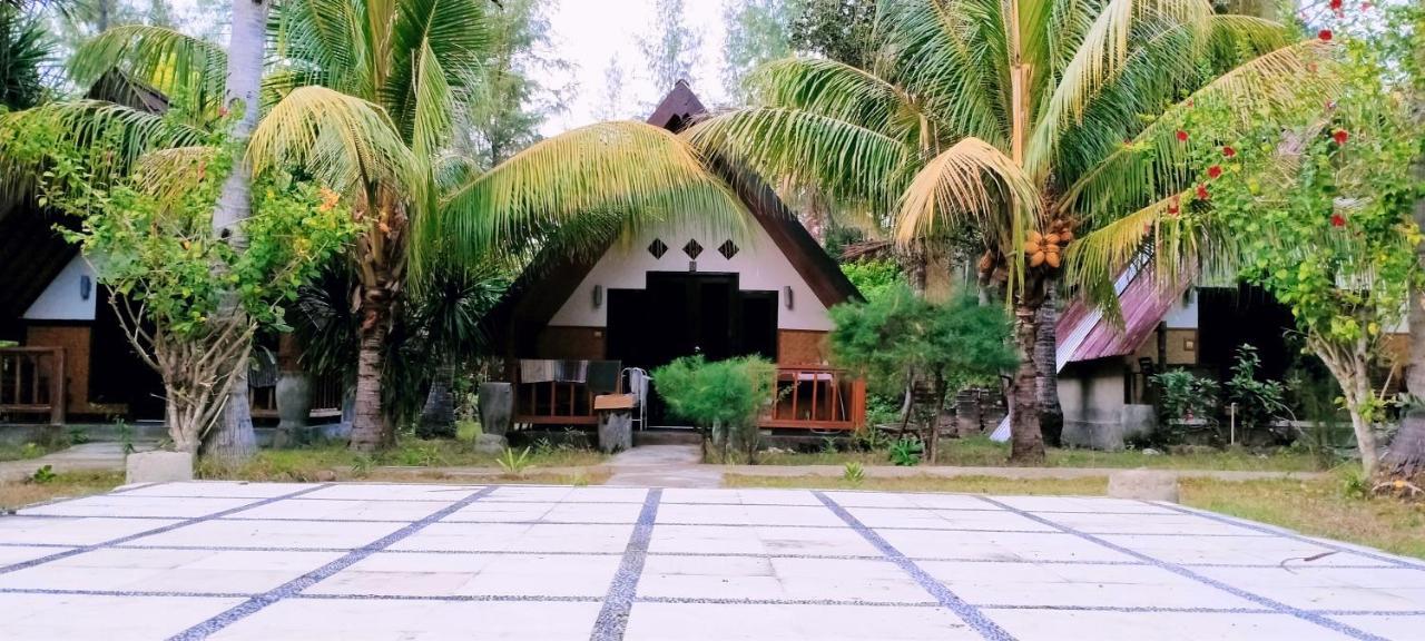 Tunai Cottages Гили-Мено Экстерьер фото